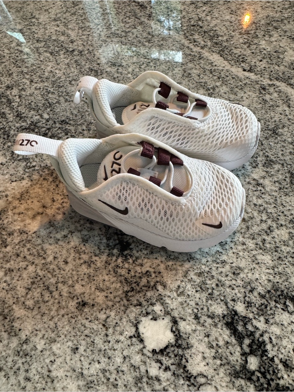 Nike White Mesh Toddler Slip-On Sneakers with Maroon Accents NEVER WORN